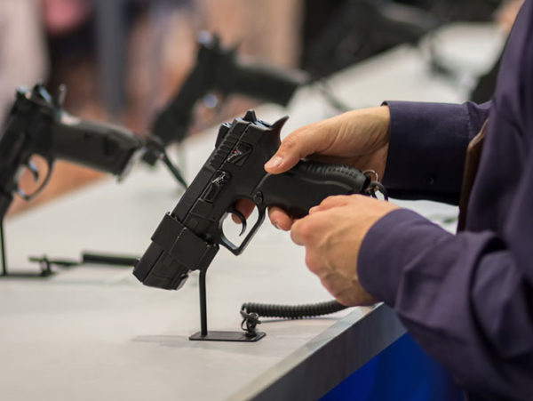 3 Tips to Protect Yourself when Selling a Gun